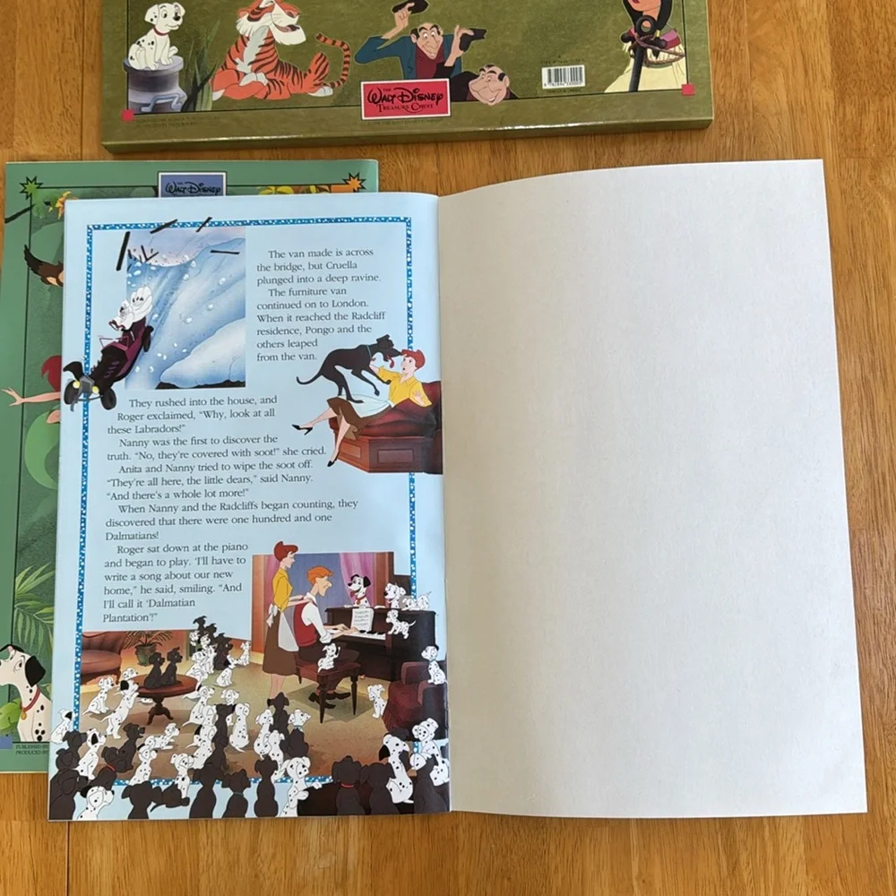 ✋LN The Walt Disney Treasure Chest 1991 Bambi 101 Dalmatians Book Unused Box